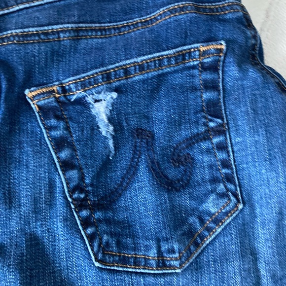 AG distressed legging ankle jeans! - Picture 6 of 16